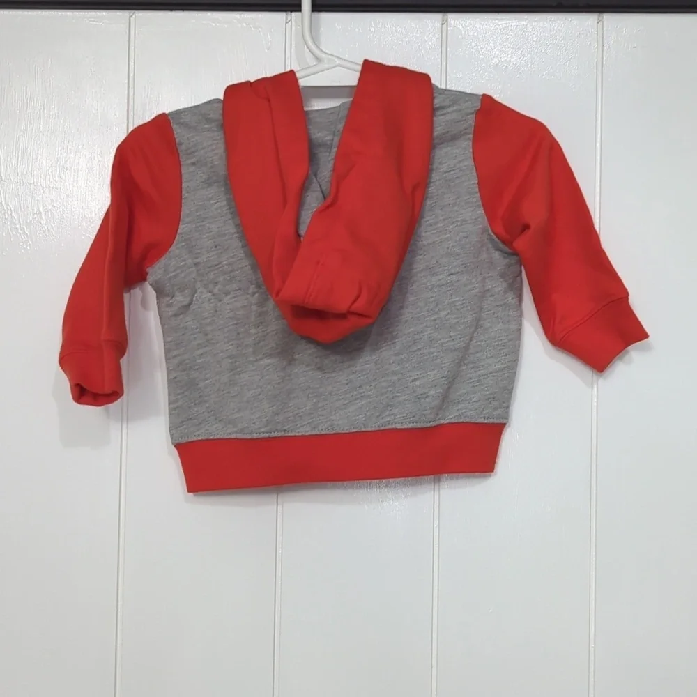 EUC Nike Hooded Jacket With Pockets